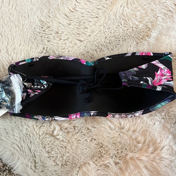 Bikini top - Picture 2 of 3